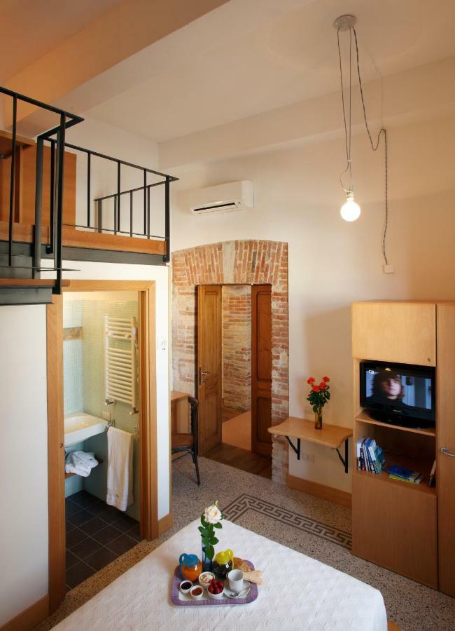 Campuspace Кальяри Экстерьер фото
