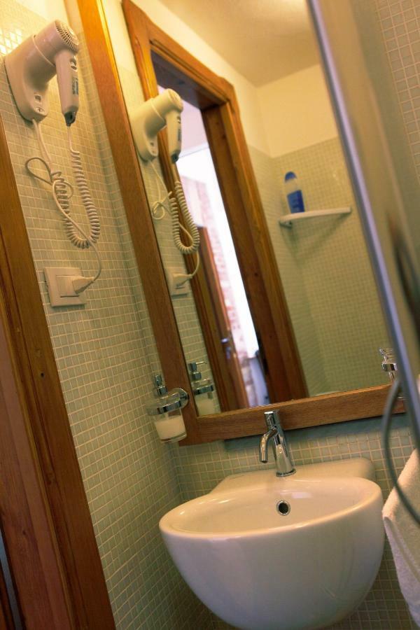Campuspace Кальяри Экстерьер фото
